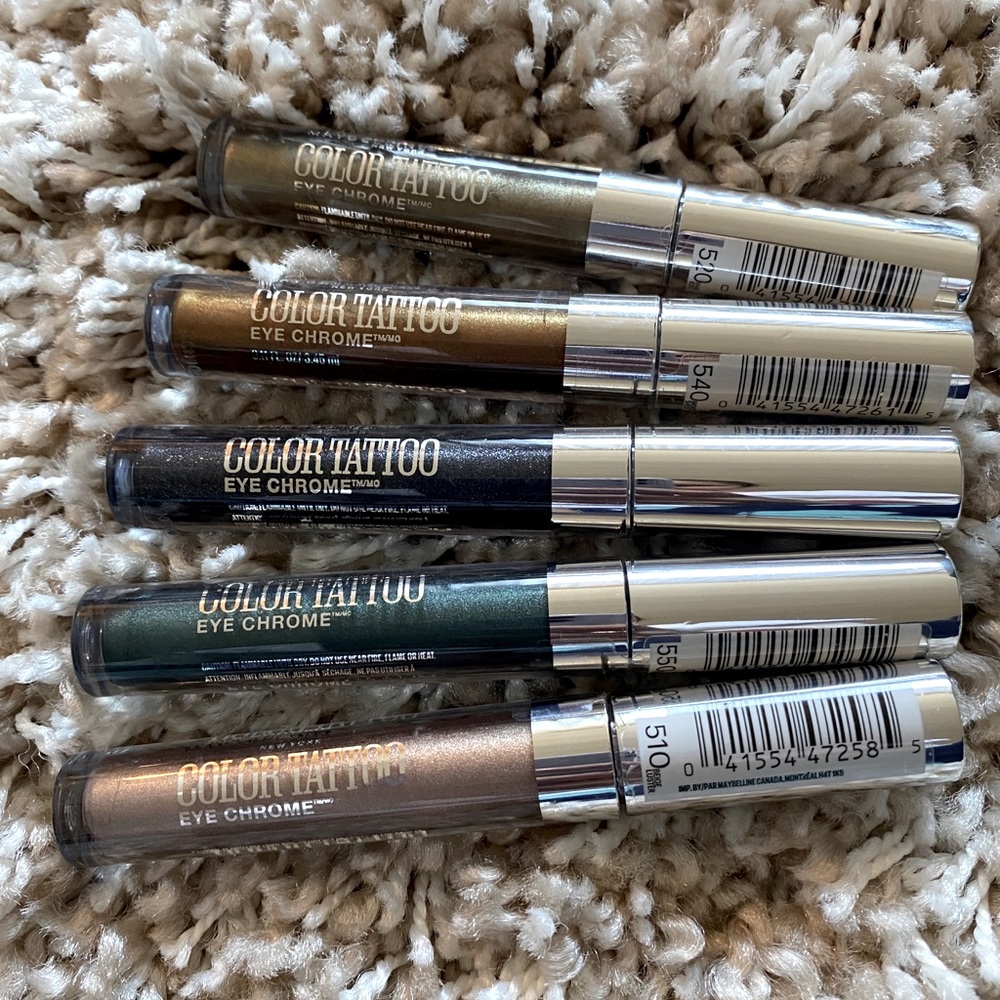 5/25$ Maybelline Color tattoo eye chrome